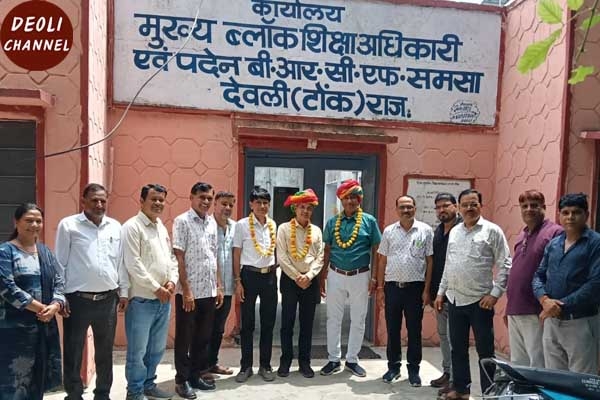 नवनियुक्त शिक्षा अधिकारियों का शिक्षक संघ ने किया स्वागत