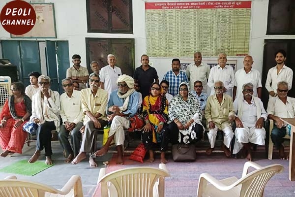 जनसेवा समिति द्वारा आयोजित नेत्र चिकित्सा शिविर: मोतियाबिंद आपरेशन के बाद सभी रोगी स्वस्थ