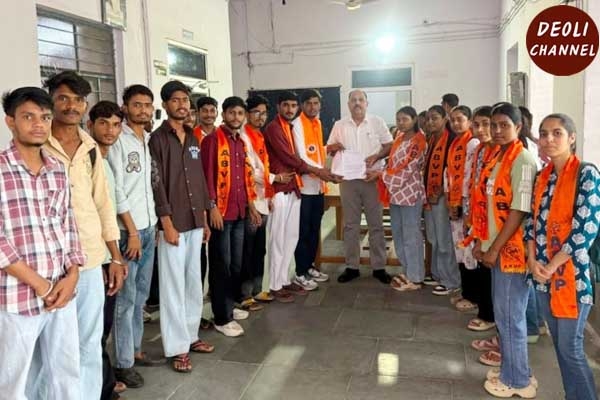 महाविद्यालय में छात्र संघ चुनाव समेत कई मांगो को लेकर एबीवीपी ने दी आंदोलन की चेतावनी