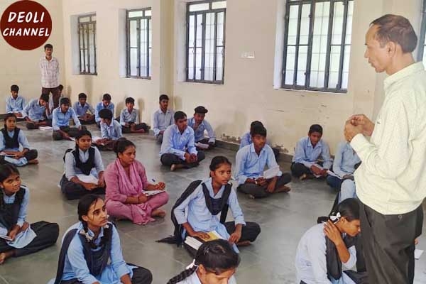मतदाता जागरूकता को लेकर निबंध प्रतियोगिता आयोजित