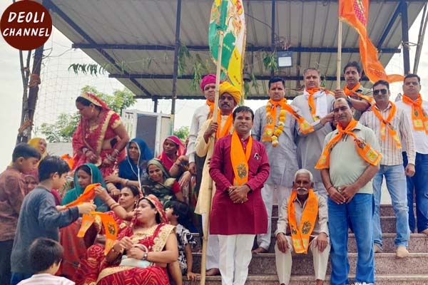 देहलवाल जी की प्रथम पैदल यात्रा का शुभारंभ 