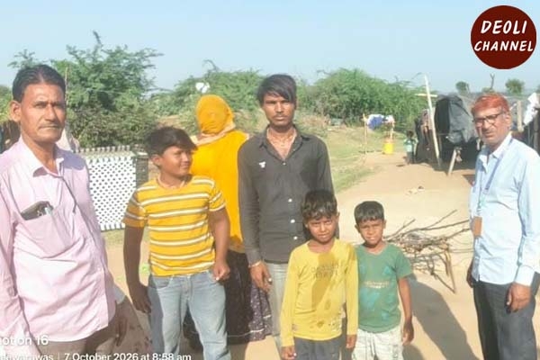 पीईईओ के नेतृत्व में घुमंतू परिवारों के बच्चों को शिक्षा से जोडने का किया प्रयास