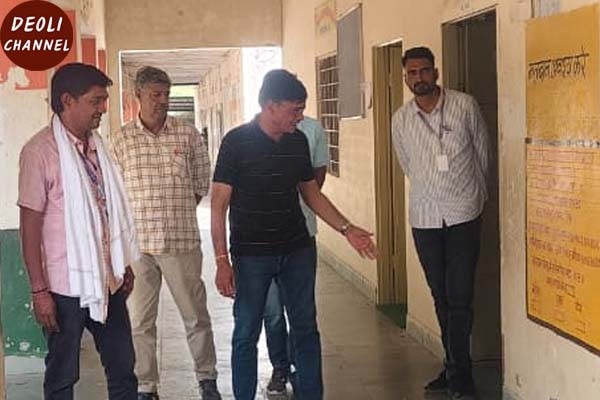 मतदान केंद्रों का निरीक्षण कर किया भौतिक सत्यापन